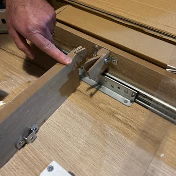 Teslim Edilen Masa Takımında Kırık Ürünler Ve İlgisiz Müşteri Hizmeti Mağduriyeti