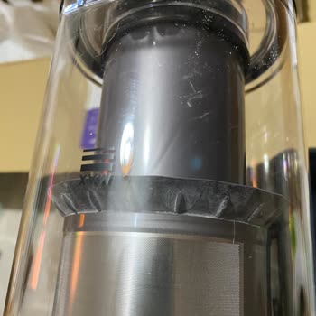 Dyson V15 Kutusundan Çıkan Tozlu Ürün Mağaza İadesinde Yaşanan Sorun