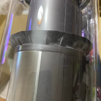 Dyson V15 Kutusundan Çıkan Tozlu Ürün Mağaza İadesinde Yaşanan Sorun