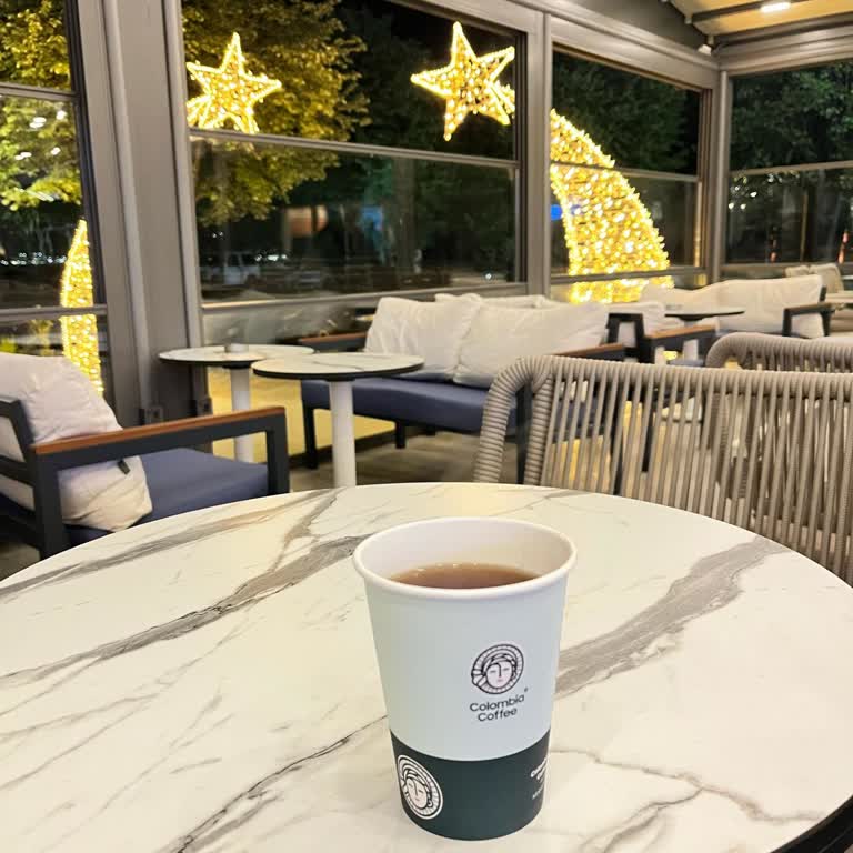 Çalışanların Kaba Tavrı Ve Cam Bardak Talebine Olumsuz Yanıt