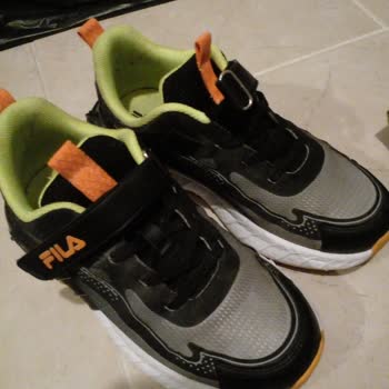 Deichmann'dan Alınan Çocuk Ayakkabısı 2 Kullanımda Deforme Oldu