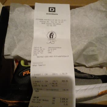 Deichmann'dan Alınan Çocuk Ayakkabısı 2 Kullanımda Deforme Oldu