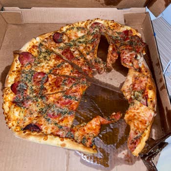 Dominos Pizza Siparişimde Beklenmedik Kötü Görüntü Ve İlgisizlik