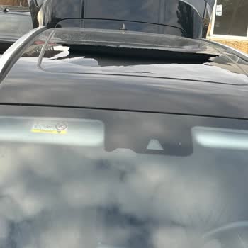 My Tiggo 8 Pro’s Panoramic Roof Exploded While Driving—Chery Refused Warranty