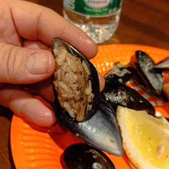 Midye Dolma İçinde Midye Eti Olmaması Ve Şube İlgisizliği