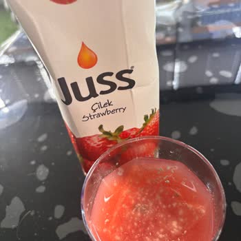 Çilek Suyunda Sağlığı Tehdit Eden Yabancı Madde Şikayeti