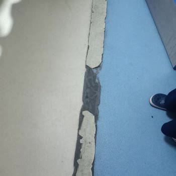 Çorlu Devlet Hastanesi Ortopedi Bölümünde Temizlik Ve İlgisizlik Sorunu