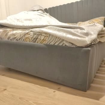 Aldığım Yatak Odası Takımı Sorunlu Ve İlgisizlikle Karşılaşıyorum