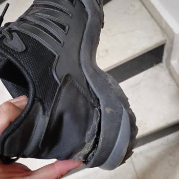 Slazenger Ayakkabının Kısa Sürede Deforme Olması Ve Kalitesizliği