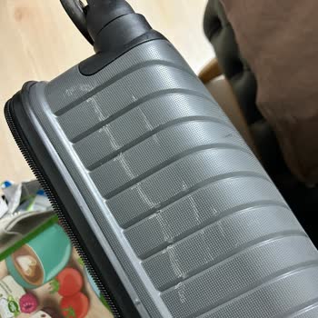 Ajet'te Kırılan Bavul İçin Tazminat Sorunu Ve Mağduriyet