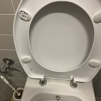 Hastanede Temizlik Ve Hijyen Kurallarına Uyulmuyor