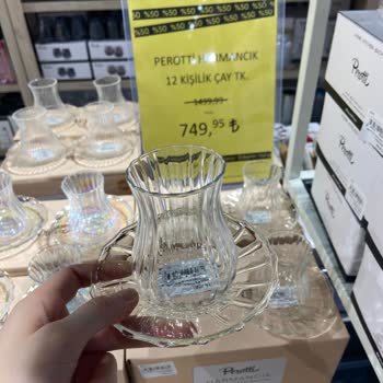 Etiket Fiyatı Uygulanmadı, Mağaza Müdüründen Nezaketsiz Davranış