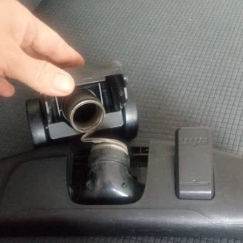 Samsung Süpürge Başlığı Parçalandı