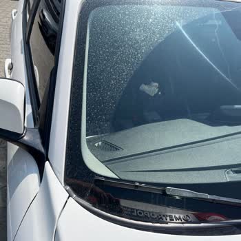 BMW 116d Ön Cam Fitili Kronik Sorunu Su Alıyor Ve Parçalanıyor