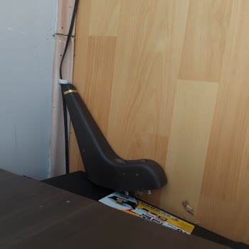 Doğtaş Venara Konsolun Ayağı Kırıldı, Servis Gecikiyor