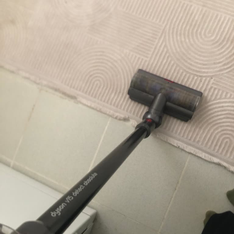 Dyson Süpürgemin Çekmeme Sorunu Bir Yıldır Çözülmedi