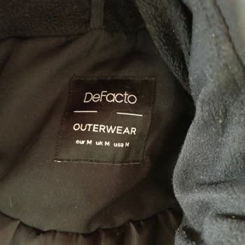 Dört Ayda Tüylenen Mont İçin Değişim Talebi