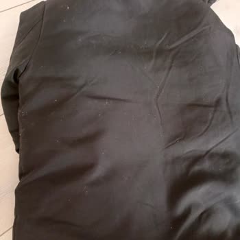 Dört Ayda Tüylenen Mont İçin Değişim Talebi