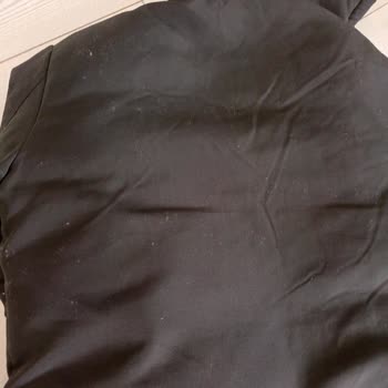 Dört Ayda Tüylenen Mont İçin Değişim Talebi