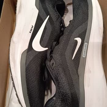 Nike Air Ayakkabıda Sürekli Gıcırtı Sesi Ve Değişim Reddi