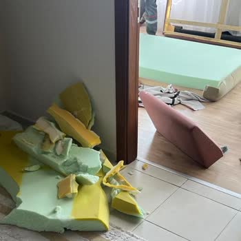 Aldığım Köşe Takımı Sürekli Çöküyor, Sorunlar Çözülmüyor Ve Kalitesiz Malzeme Kullanılmış