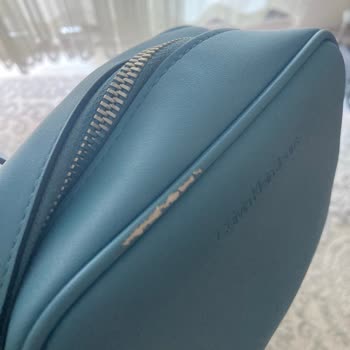 Boynerden Alınan Çantanın Üç Ayda Soyulması Ve Müşteri Hizmetlerinin İlgisizliği