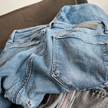Mavi Jeans Pantolonlarda Sürekli Bacak Arası Yırtılması Ve Kalite Sorunu
