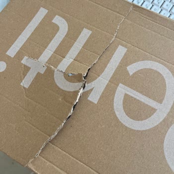 Kargoda Gelen Üründe Delik Ve Güvenlik Sorunu