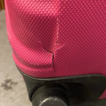 Uçuş Sonrası Valizimde Oluşan Hasarın Giderilmesini Talep Ediyorum