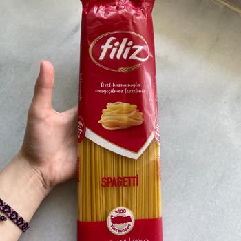 Spagetti Makarnada Koku ve Tat Sorunu Şikayeti