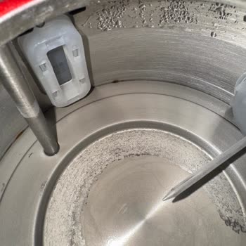 Karaca Paslanan Su Isıtıcısında Değişim Hakkım Reddedildi, Tüketici Hakları Yok Sayıldı