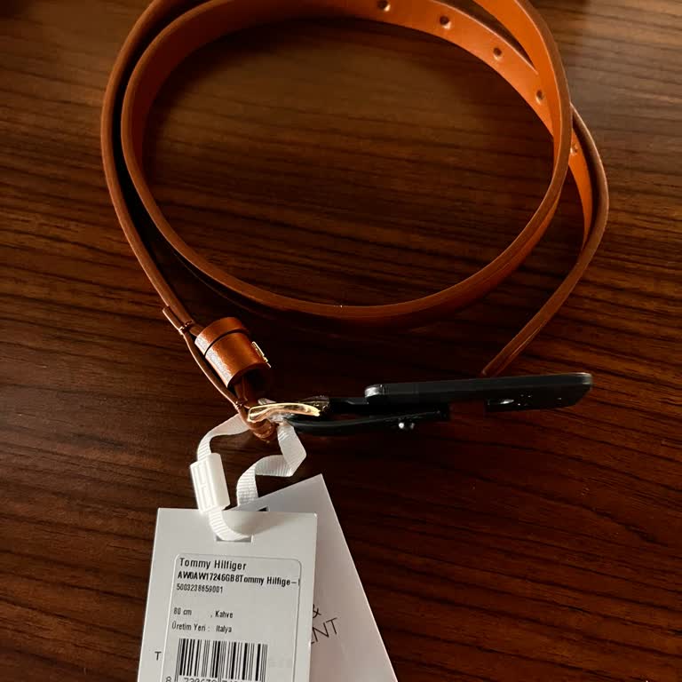 Sneaker Yerine Kemer Gönderildi, Maddi Kaybımın Giderilmesini İstiyorum