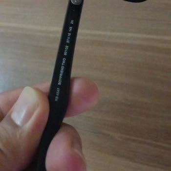 Satın Aldığım Rayban Gözlüğün Kulpu İlk Kullanımda Düştü, Garanti Ve Müşteri Hizmetlerinden Dönüş Alamadım