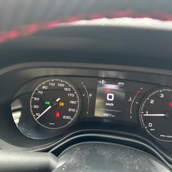 Yetkili Serviste Eksik Ve Standartlara Uymayan Sis Farı Montajı