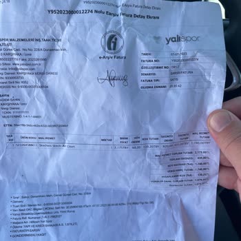 Skechers Ayakkabı Tabanı Kısa Sürede Yırtıldı, Firma İlgisiz Kaldı