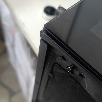 Garanti Sürecinde Kasa Hasar Gördü İki Firma Sorumluluk Almıyor