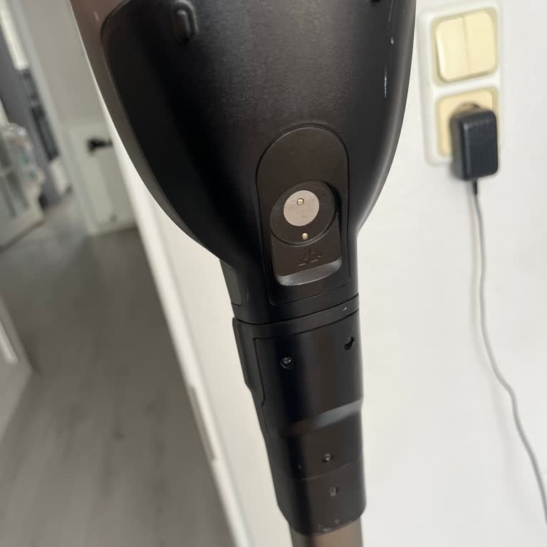 Philips Süpürge Başlığı Sürekli Kırılıyor Garanti Ücret Talep Ediyor