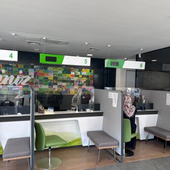 Garanti Bankası'nda Yetersiz Gişe Hizmeti Ve İlgisiz Personel