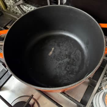 Lava Döküm Tencerede Taban Kopması Ve Müşteri Hizmetlerine Ulaşamama Sorunu