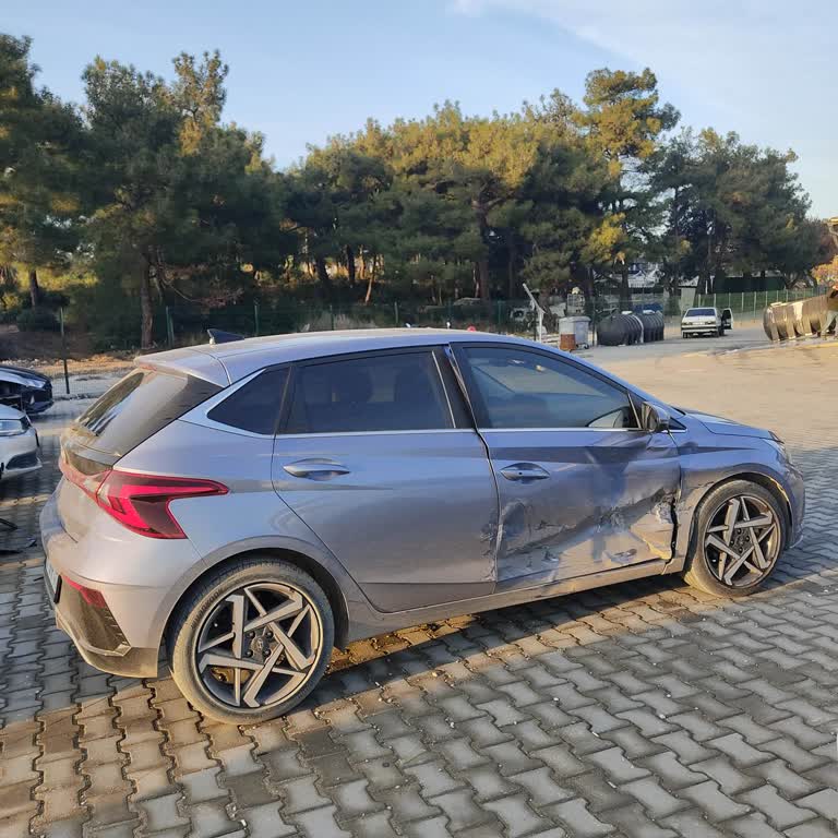 Hyundai Yetkili Servis Parça Bekletmesi Ve İletişim Sorunları Mağduriyet Yaşatıyor