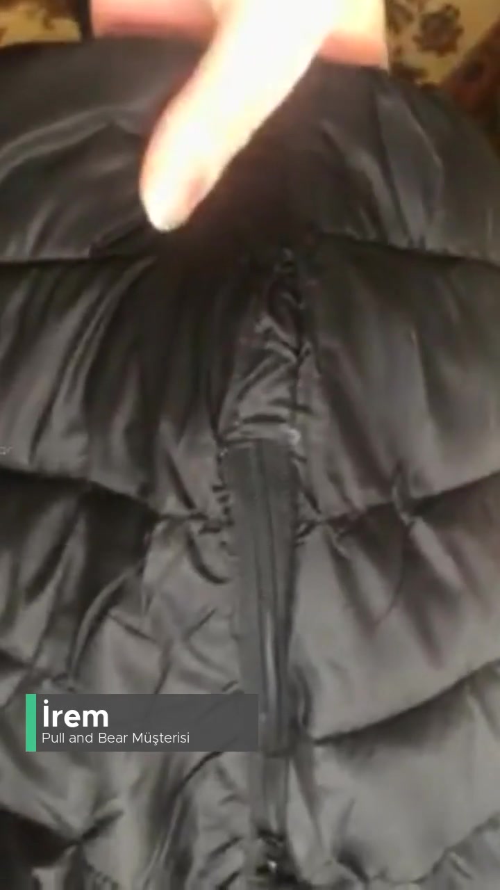 Pull And Bear Özensiz Defolu Ve Hatalarla Doku Bir Mont videonun kapak resmi