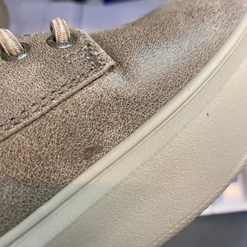 Skechers.com'dan Gelen Ayakkabılarda Tekrarlayan Defolar Ve Yetersiz Müşteri Memnuniyeti