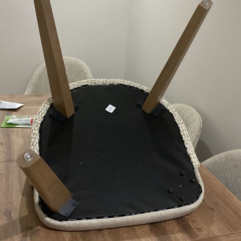 Kelebek Mobilya'dan Eksik Parça Ve İlgisizlik Mağduriyeti