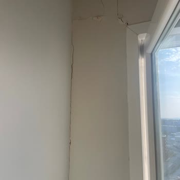 Depremde Yaşanan Hasarlar Hayati Tehlike Oluşturuyor