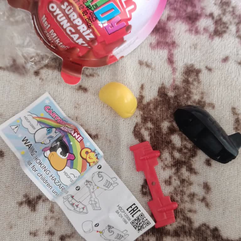 Sürpriz Yumurta İçinden Eksik Parça Çıkıyor