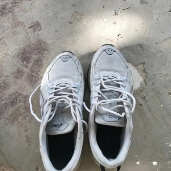 Asics Ayakkabımın Topuk Kısmı Kısa Sürede Aşındı, Garanti Sürecinden Memnun Kalmadım