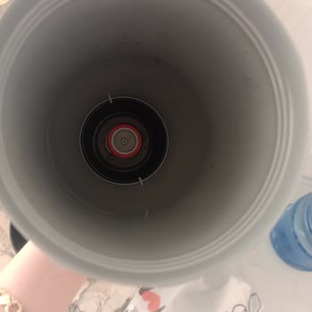 Termosun Dibi Aniden Çıktı Sıcak Su Üstüme Döküldü