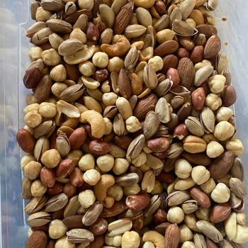 Aldığım Kuruyemişler Bayat Ve Acı Tadıyla Hayal Kırıklığı Yarattı