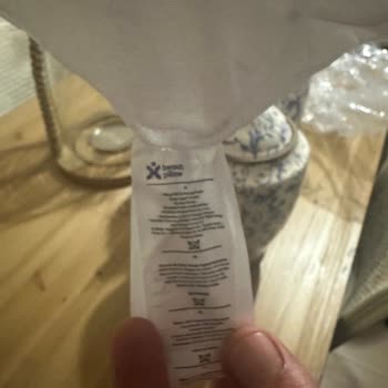 Aldığım Yastık Hayal Kırıklığı: Açılmış Ve Farklı Ürün Gönderildi
