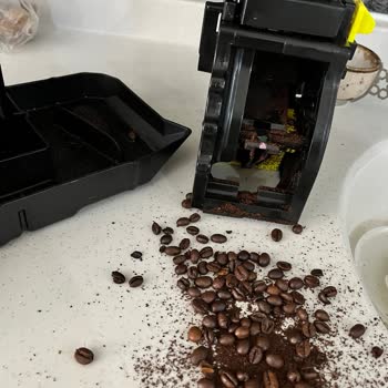 Yeni Alınan Kahve Makinesinde Parça Kırılması Ve Sık Sık Arıza